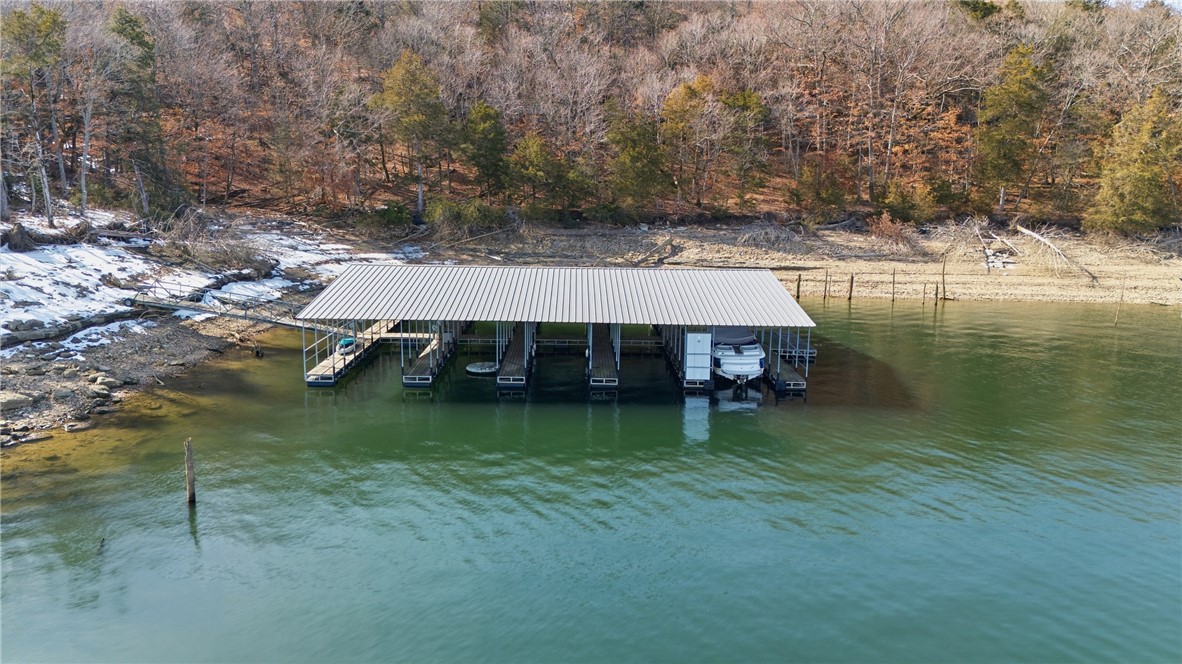 Escarpment Add Ruban - Land