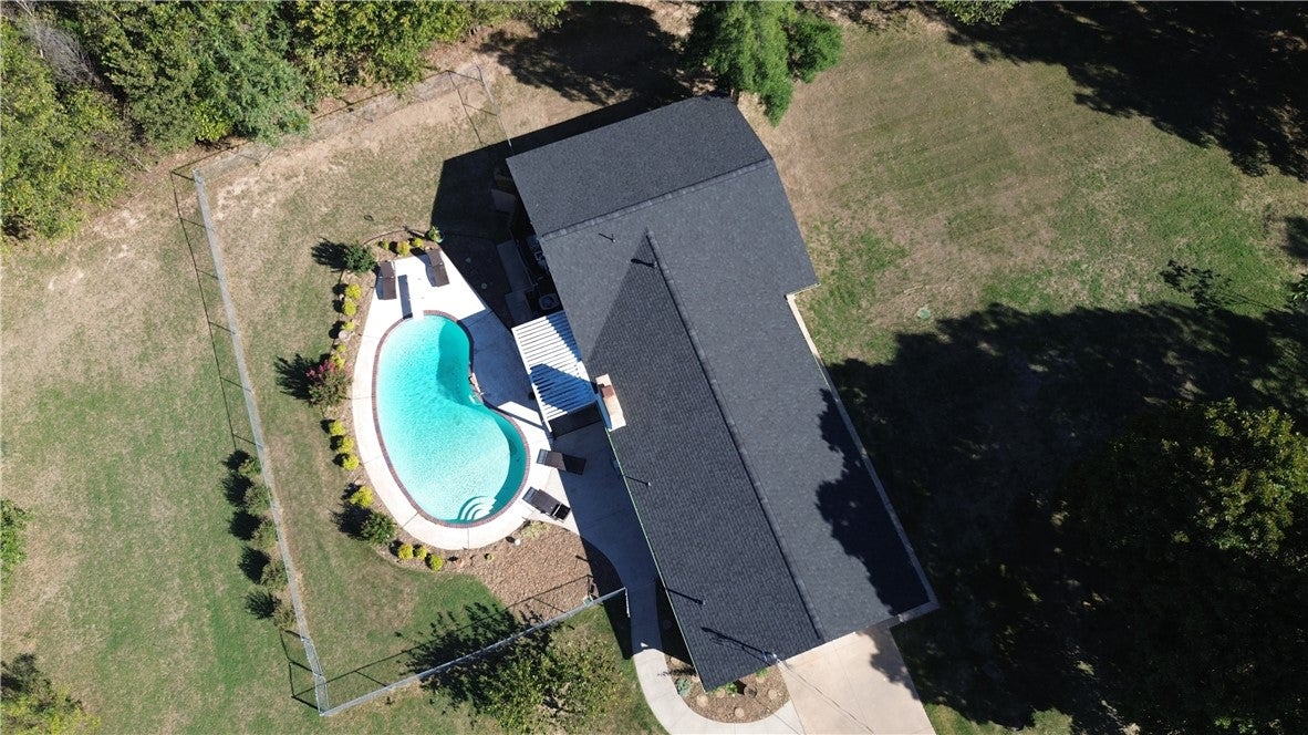 588 Elm Valley Lane