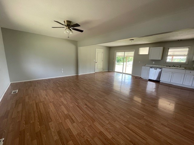 Norwood Acres Rogers - Residential Lease