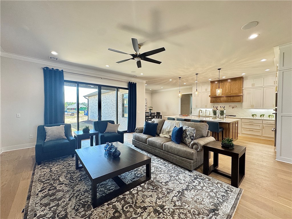 Aurora Heartbeat - Residential