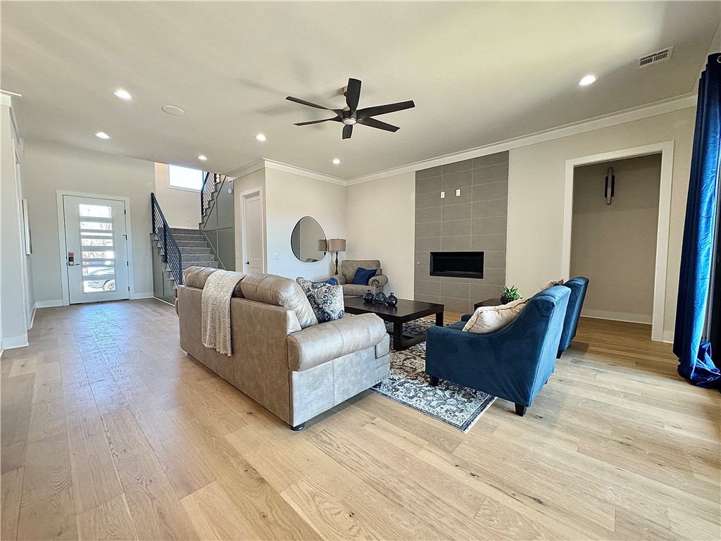 Aurora Heartbeat - Residential