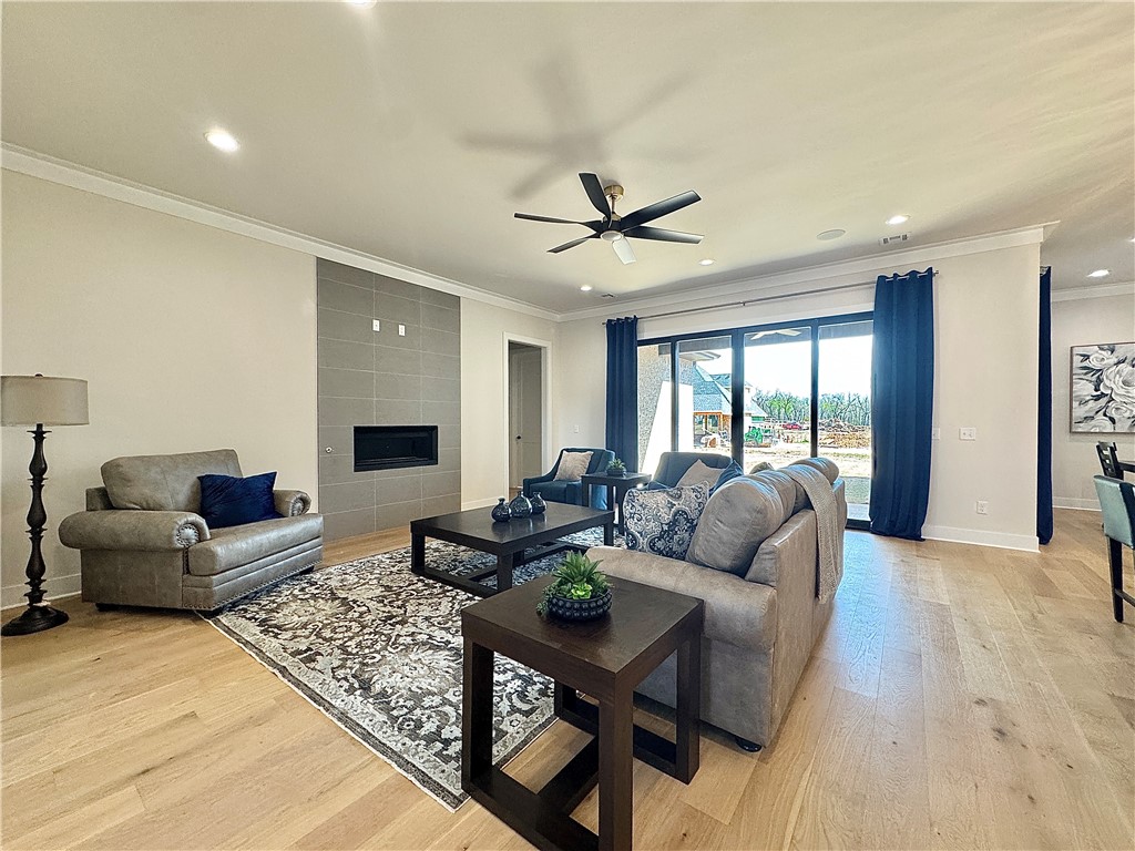 Aurora Heartbeat - Residential