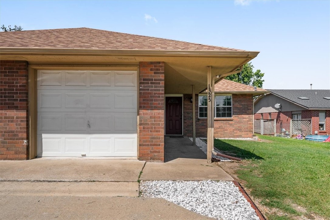 Centennial Acres Unit 09 Rogers - Residential Income