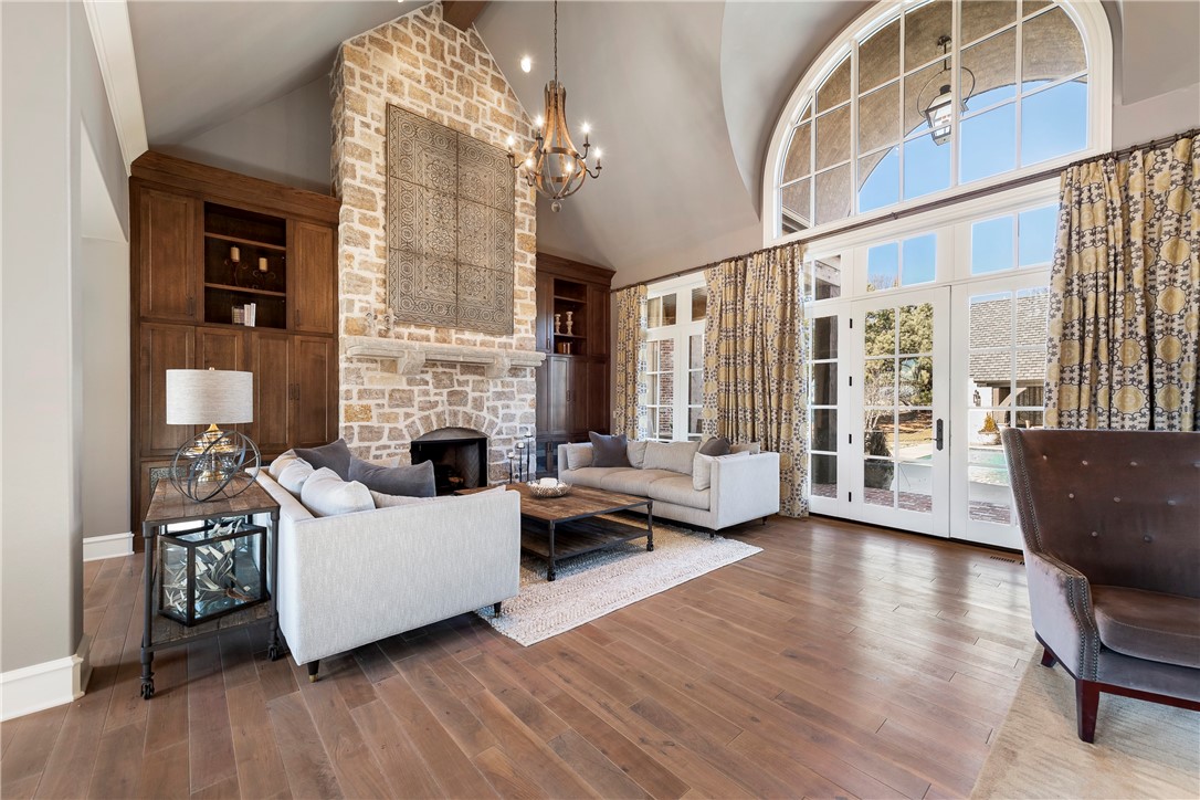 Pinnacle Sub Ph 1, The Rogers - Residential