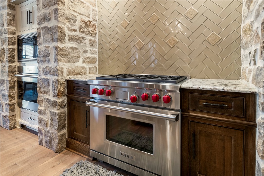 Pinnacle Sub Ph 1, The Rogers - Residential