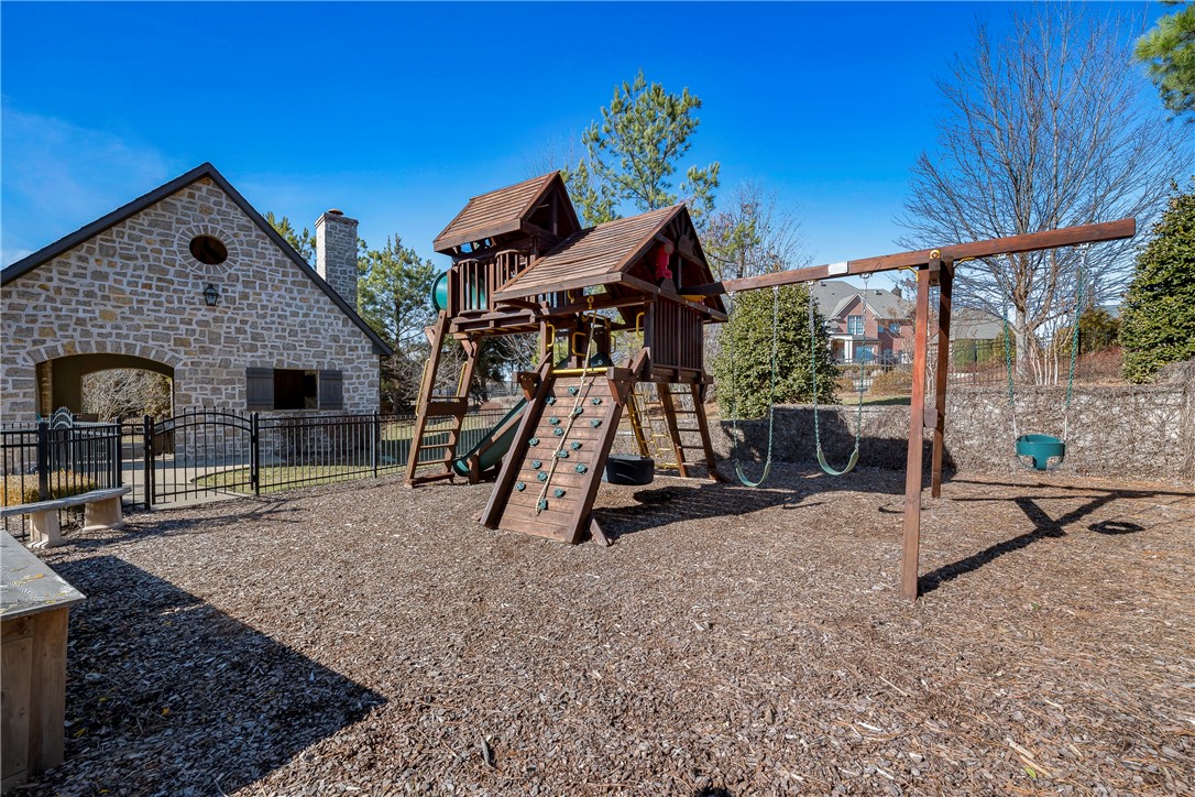 Pinnacle Sub Ph 1, The Rogers - Residential