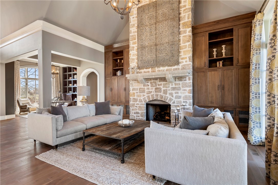 Pinnacle Sub Ph 1, The Rogers - Residential