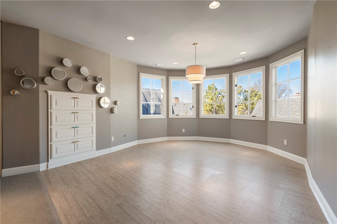 Pinnacle Sub Ph 1, The Rogers - Residential