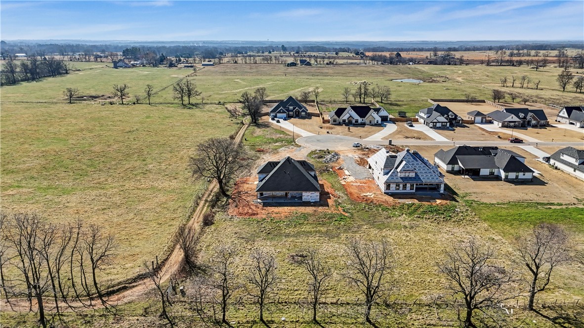 JENNA ESTATES-GRAVETTE - Residential