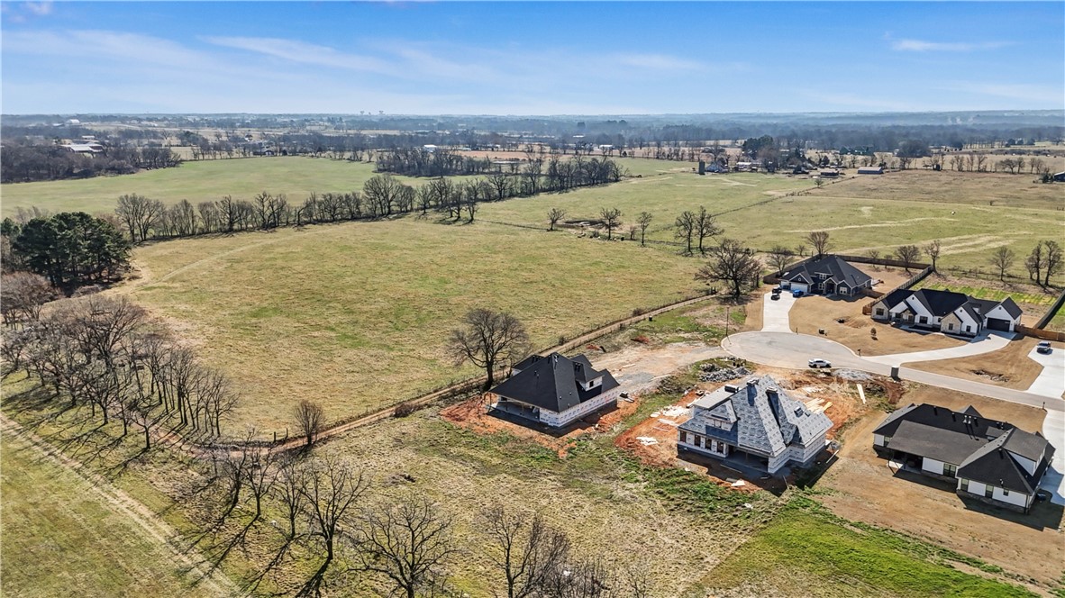 JENNA ESTATES-GRAVETTE - Residential