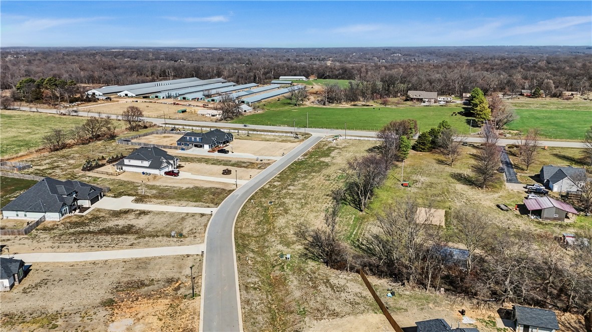 JENNA ESTATES-GRAVETTE - Residential