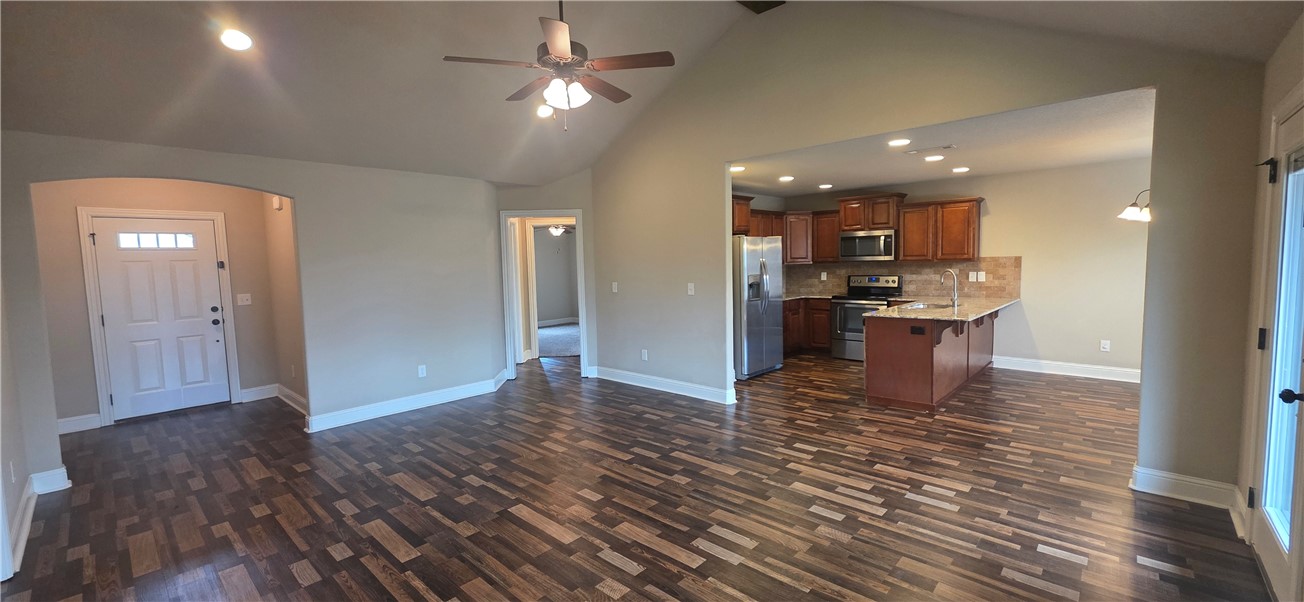 Sundowner - Residential Lease