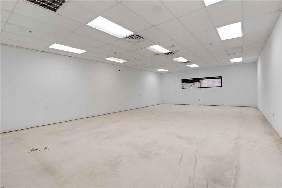 PHILLIPPY-QUORUM ADD-BENTONVILLE - Commercial Lease