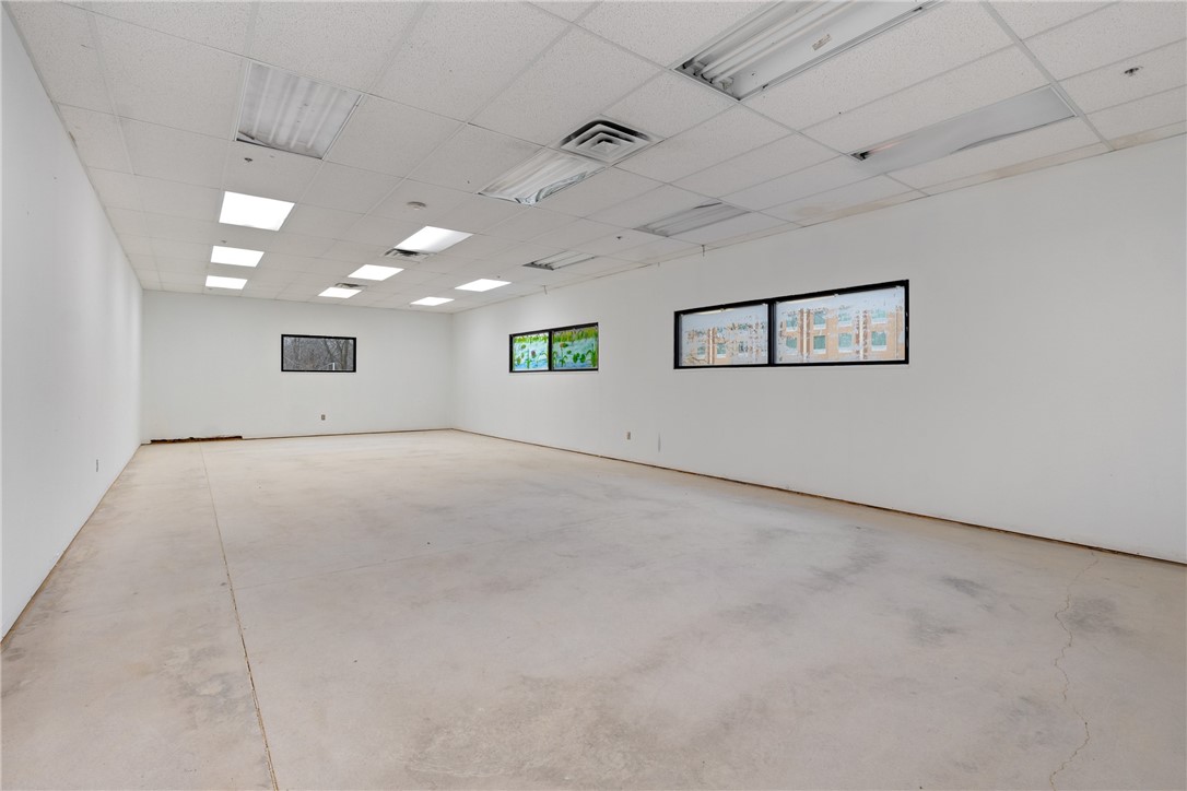 PHILLIPPY-QUORUM ADD-BENTONVILLE - Commercial Lease