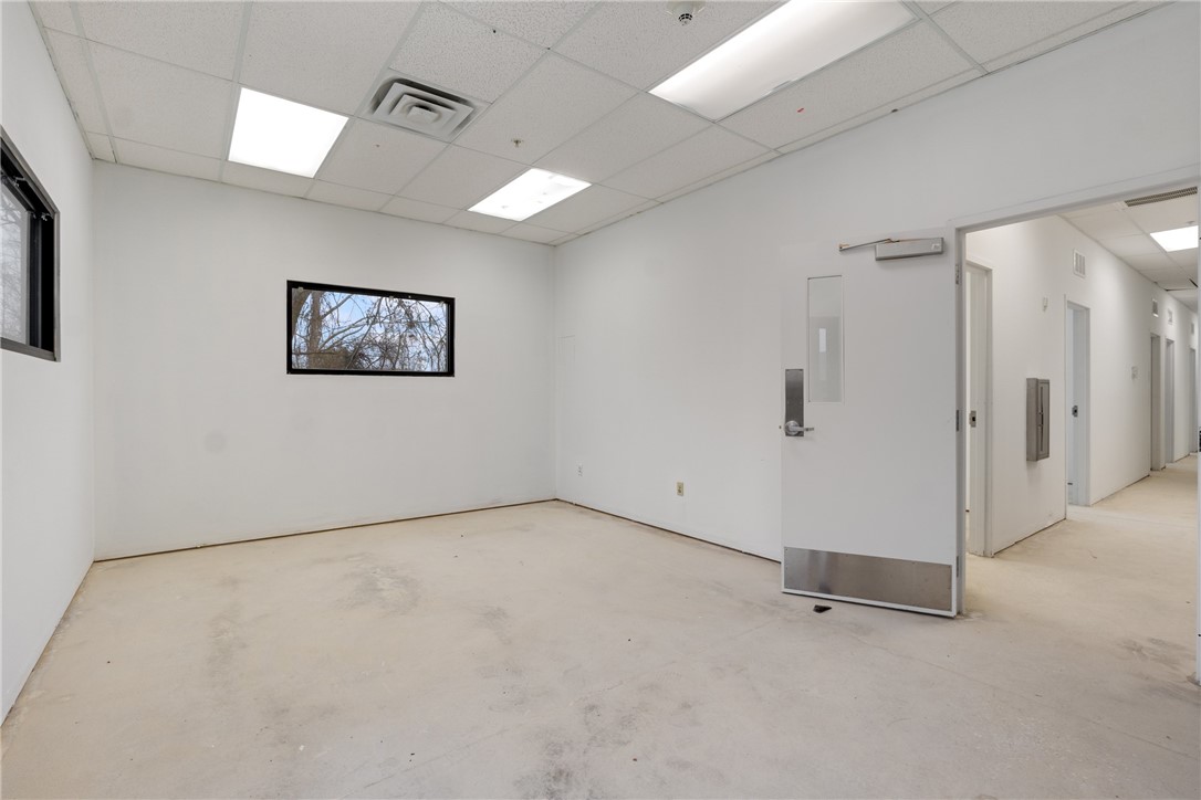 PHILLIPPY-QUORUM ADD-BENTONVILLE - Commercial Lease