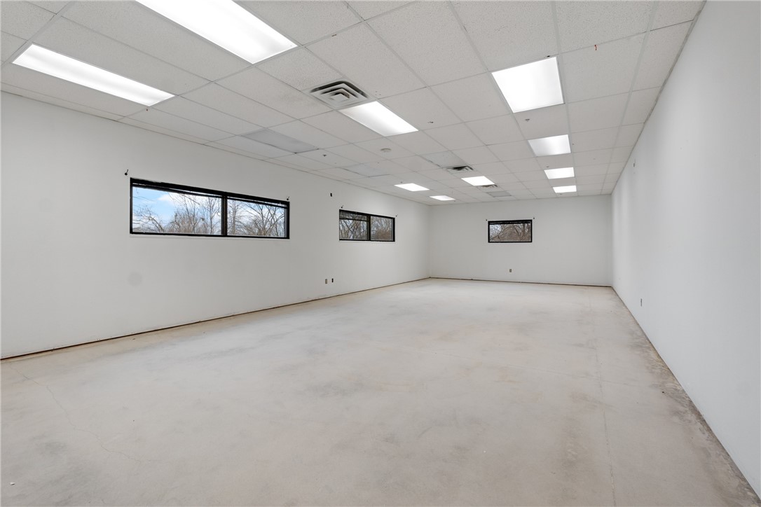 PHILLIPPY-QUORUM ADD-BENTONVILLE - Commercial Lease