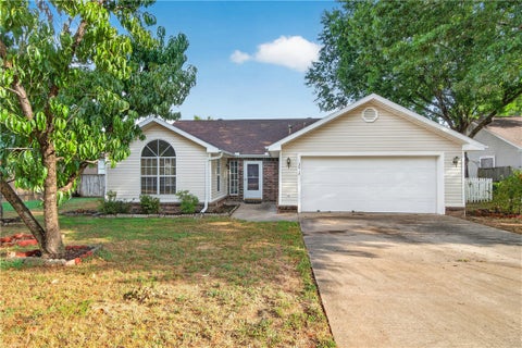 Photo of 3412 Essex Drive, Fayetteville, AR 72704 (MLS # 1362691)