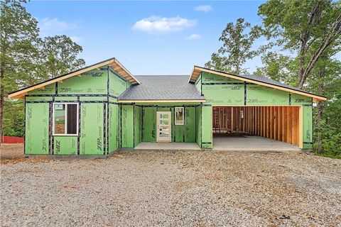 Photo of 9 Mayfair Lane, Bella Vista, AR 72715 (MLS # 1352994)