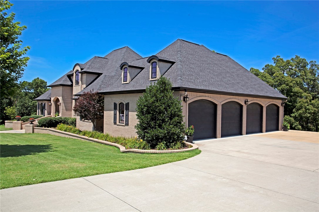 Estates At Dogwood Canyon - Residential