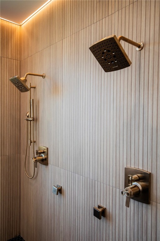 Hawks Landing On Beaver Lake Rurban - Residential