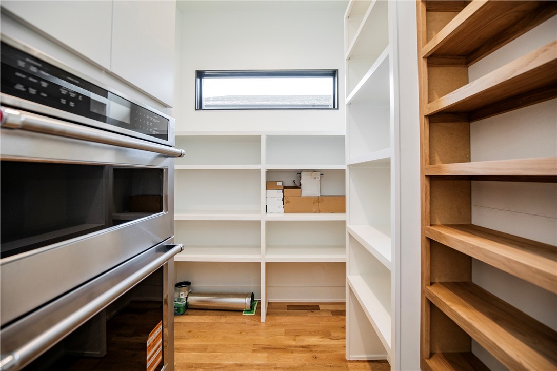 Hawks Landing On Beaver Lake Rurban - Residential