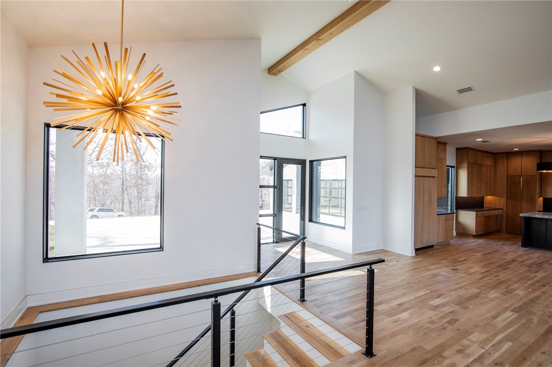 Hawks Landing On Beaver Lake Rurban - Residential