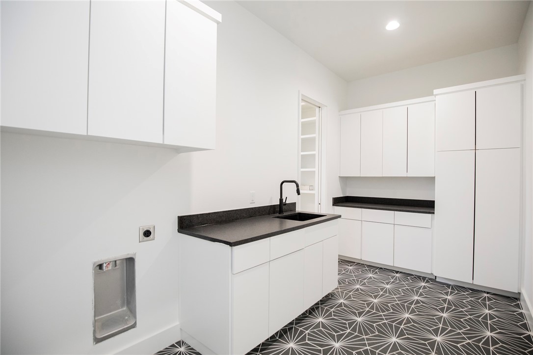 Hawks Landing On Beaver Lake Rurban - Residential