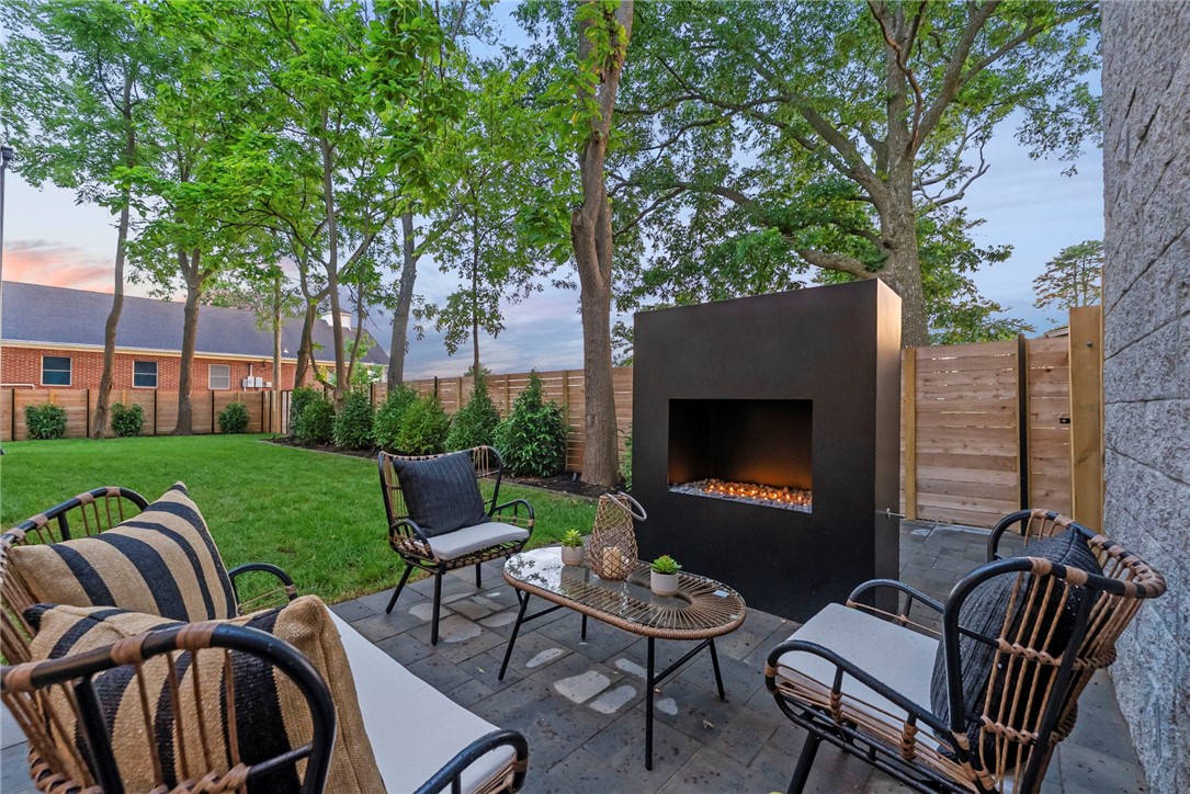Faircloe Blk Add Bentonville - Residential
