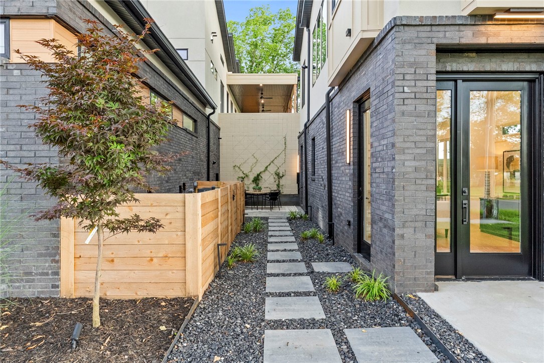 Faircloe Blk Add Bentonville - Residential