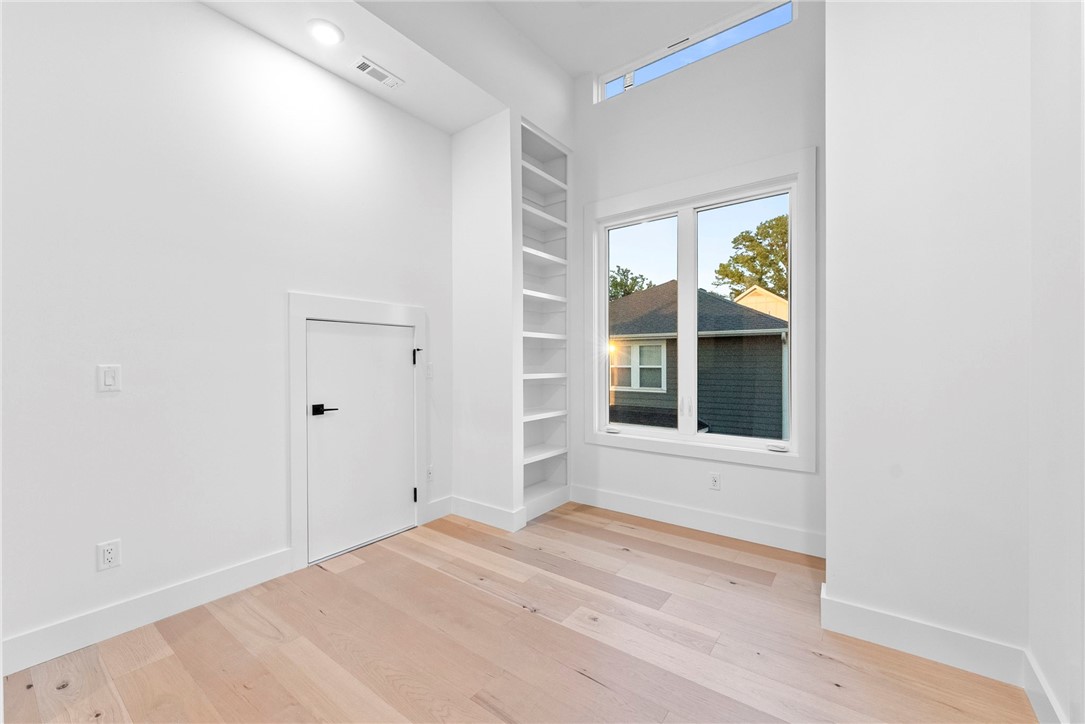 Faircloe Blk Add Bentonville - Residential