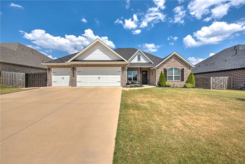 Photo of 902 Budrio Avenue, Tontitown, AR 72762 (MLS # 1360577)