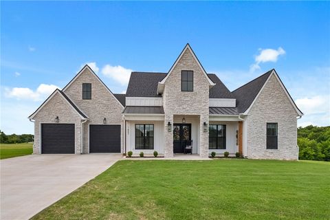 Photo of 14993 Southern Vw, Siloam Springs, AR 72761 (MLS # 1345537)