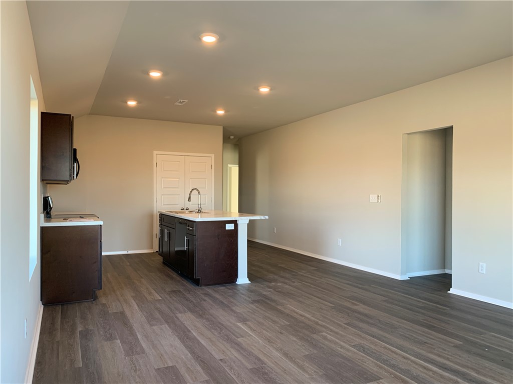 Fox Tail Village Sub Siloam Spgs - Residential Lease