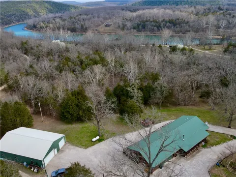 MLS: 1300439