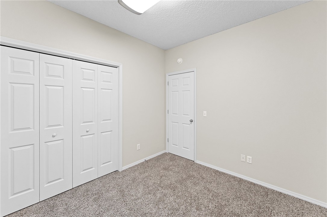 Huntclub Sub - Residential Lease