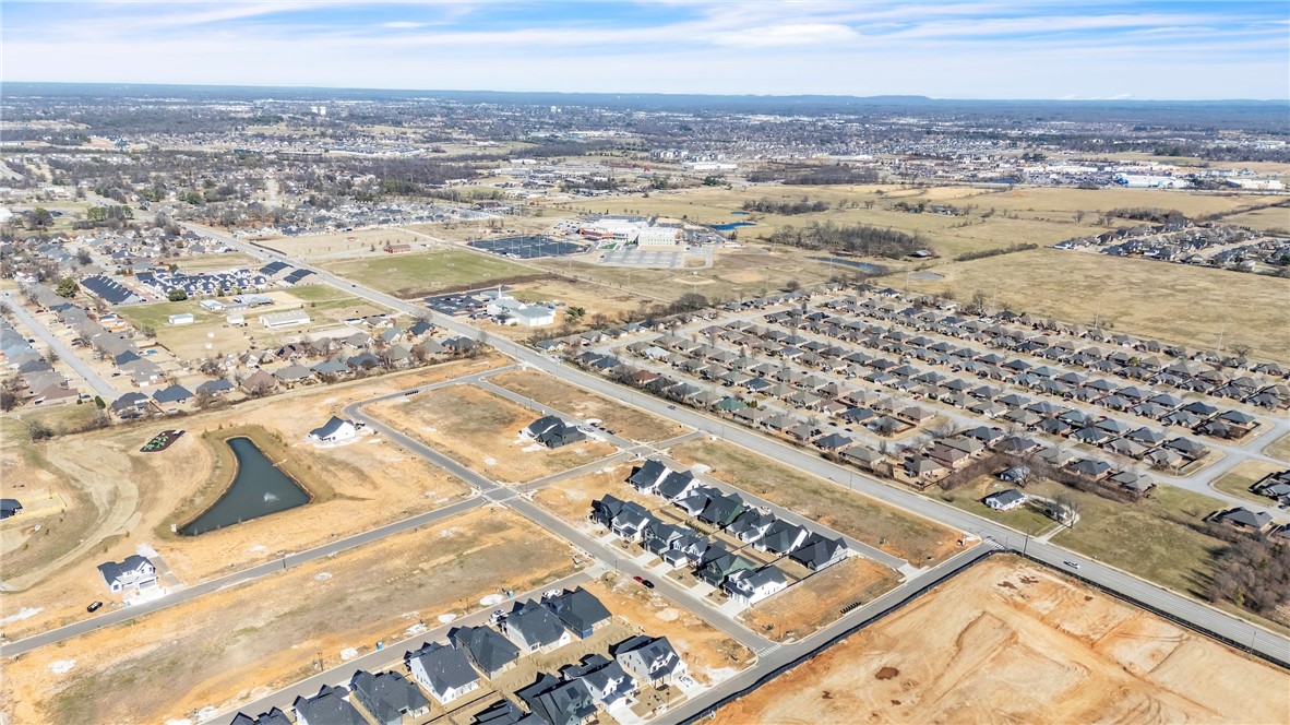 Meadow Brook Sub Ph I Rogers - Residential