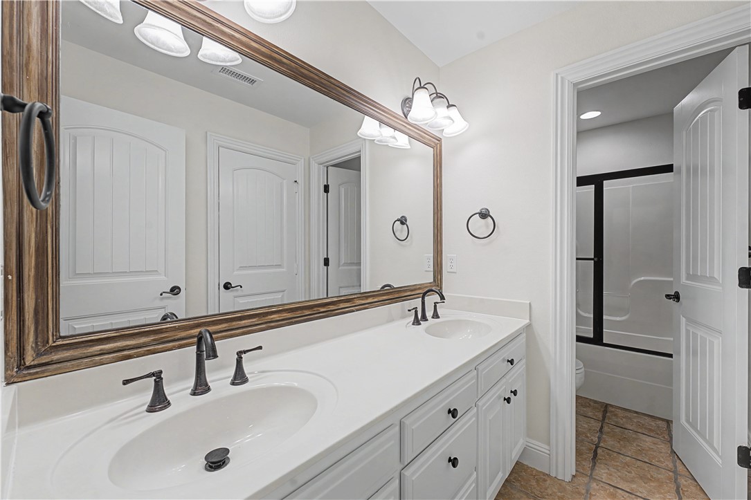 Lexington Sub Rogers - Residential