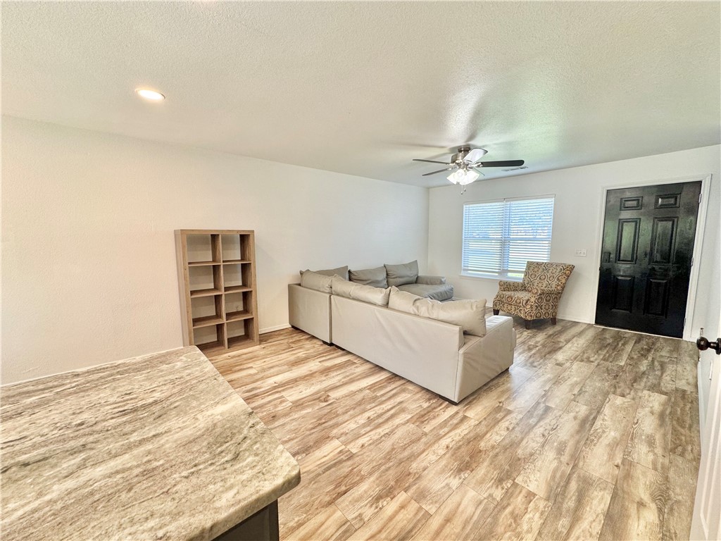 Applegate Sub Bentonville - Residential Lease