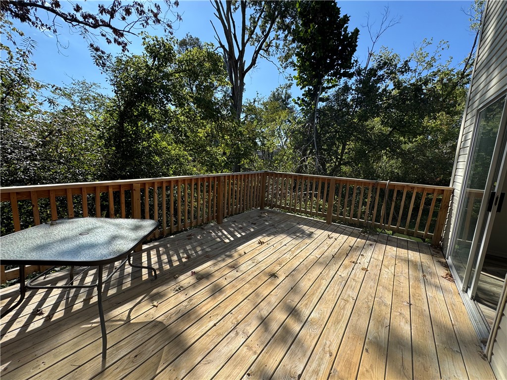 Applegate Sub Bentonville - Residential Lease