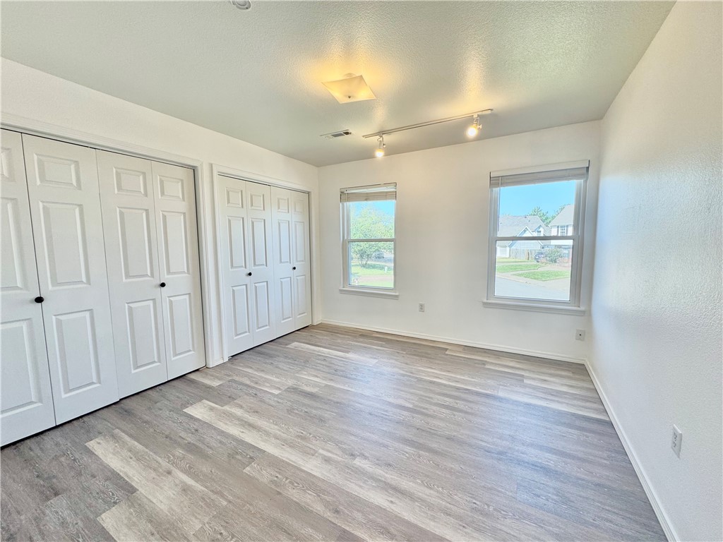 Applegate Sub Bentonville - Residential Lease