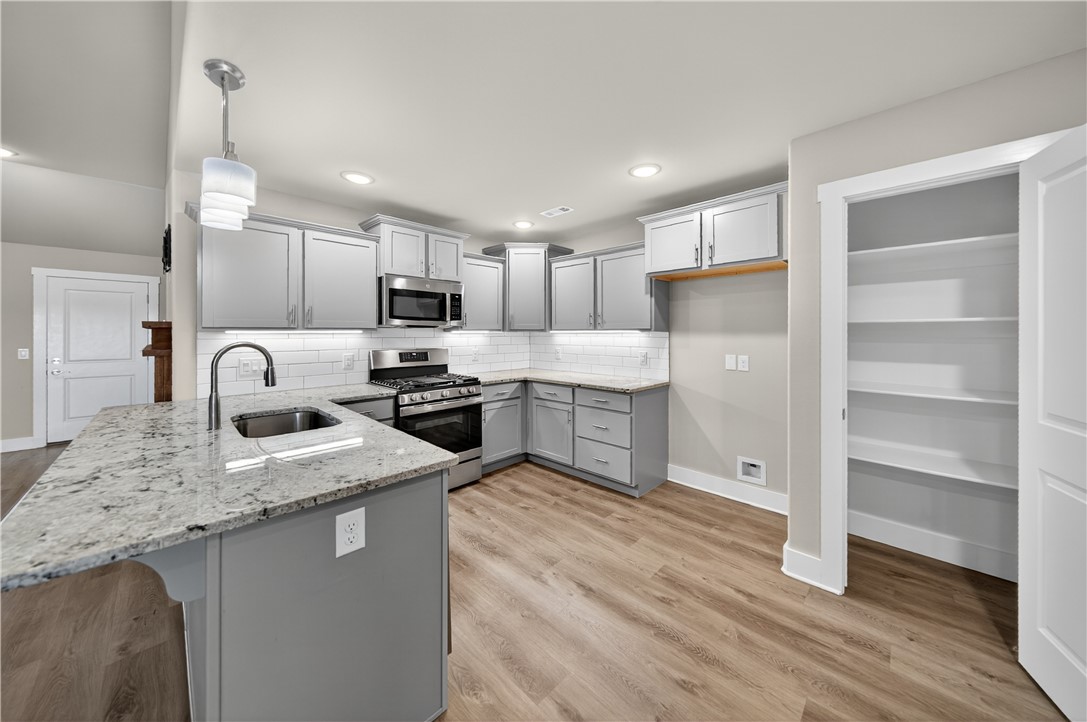 Hilldale Sub Centerton - Residential Lease