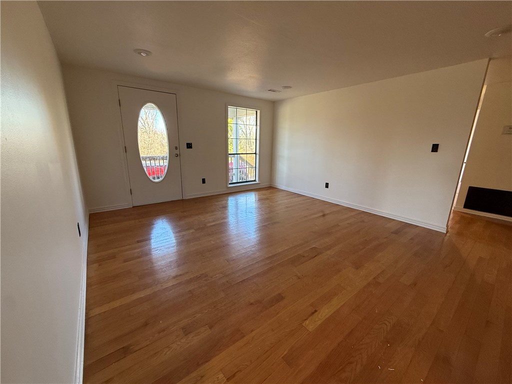 22-18-30 Springdale - Residential Lease