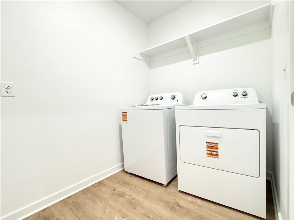 Wagon Wheel Crossing - Residential Lease
