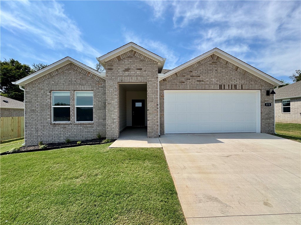 Public remarks:
This brand new rental home is a must see in the Wagon Wheel S/D. This home features 4 bedrooms, 2 full baths, LVP flooring & quartz countertops throughout, huge open layout, spacious kitchen with large island, SS appliances, low e windows, and covered back porch! 2 car garage. Fridge, washer & dryer included! Option for short term available. Call us today for a showing!
