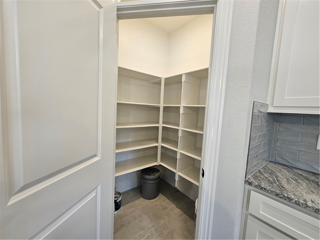 Oakmont Subdivision - Residential Lease