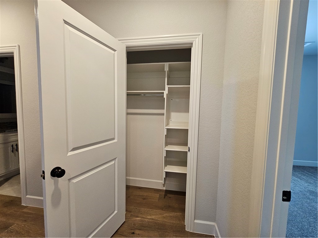 Oakmont Subdivision - Residential Lease