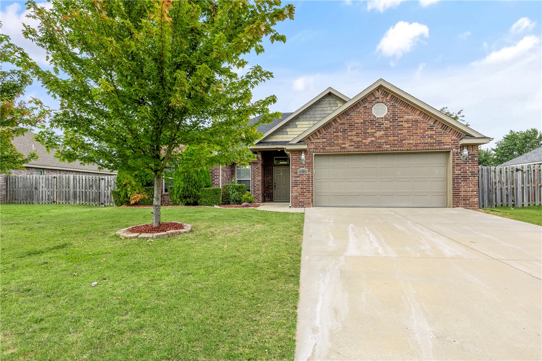 Gorgeous, move-in ready brick home just 7 minutes from Walmart Home Office!
This immaculate residence features an open-concept, split floor plan with fresh paint and ceramic tile flooring throughout. The spacious living area flows seamlessly into the kitchen, complete with a pantry and plenty of storage ā truly checking all the boxes!
A heated and cooled sunroom addition provides the perfect flex space for an office, playroom, hobby room, or whatever suits your lifestyle. Thoughtful upgrades include a Nest thermostat, insulated garage doors, and epoxy-coated garage floors.
Fridge, washer, and dryer convey with an acceptable offer, making this beautiful home completely move-in ready.
