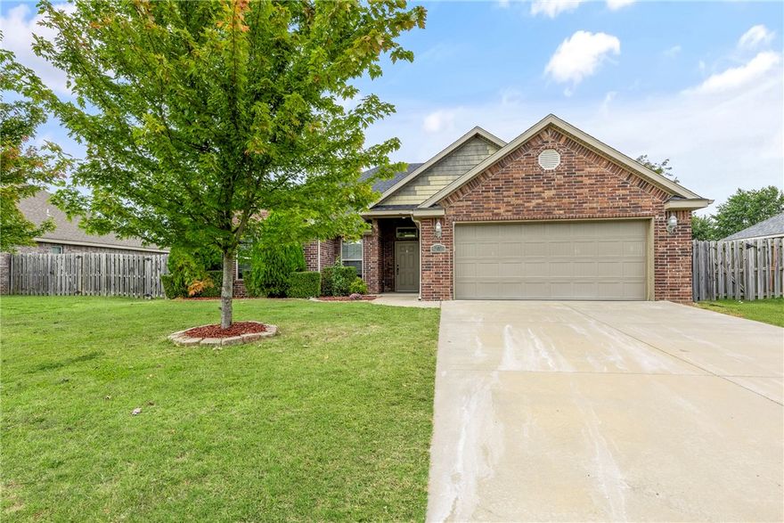 Gorgeous, move-in ready brick home just 7 minutes from Walmart Home Office! This immaculate residence features an open-concept, split floor plan with fresh paint and ceramic tile flooring throughout. The spacious living area flows seamlessly into the kitchen, complete with a pantry and plenty of storage — truly checking all the boxes!
A heated and cooled sunroom addition provides the perfect flex space for an office, playroom, hobby room, or whatever suits your lifestyle. Thoughtful upgrades include a Nest thermostat, insulated garage doors, and epoxy-coated garage floors.
Fridge, washer, and dryer convey with an acceptable offer, making this beautiful home completely move-in ready. New roof August 2025!