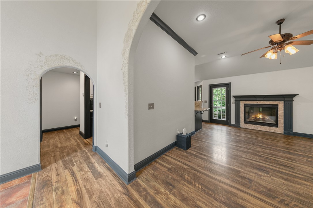 Brunswick Sub Bvv - Residential Lease