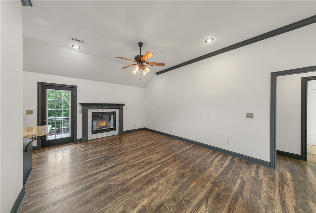 Brunswick Sub Bvv - Residential Lease